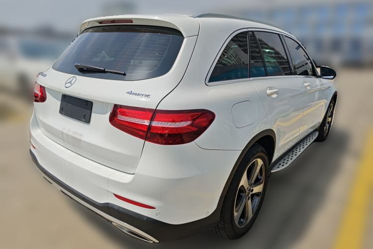 Used Mercedes-Benz GLC 2017 GLC 260 4MATIC Luxury Model Rear Right 45 Deg