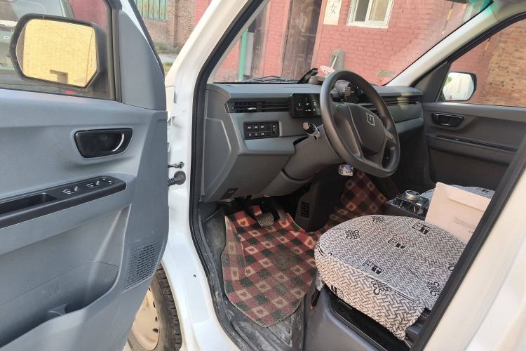 Used Farizon Xingxiang V 2024 Star Enjoy V6E Feature Edition Zhixin 46.08 kWh
