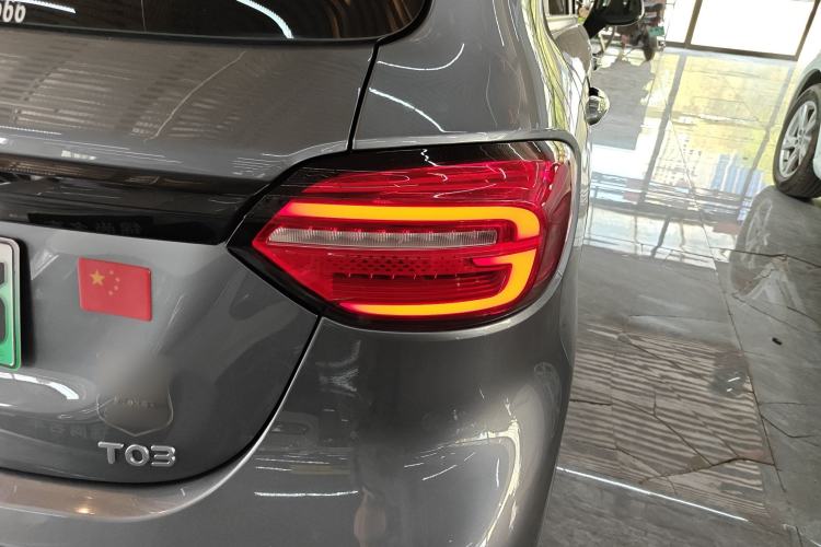 Used Leapmotor T03 2021 400 Micro-Sugar Version Right Rear Taillight