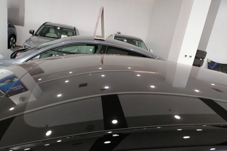 Used Tesla Model Y L 2025 Model Long-Range All-Wheel-Drive Version