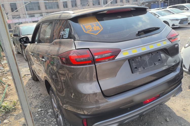 Used Geely Auto Emgrand X7 Sport 2021 Million Edition 1.8TD DCT Two-Wheel Drive Luxury Model
