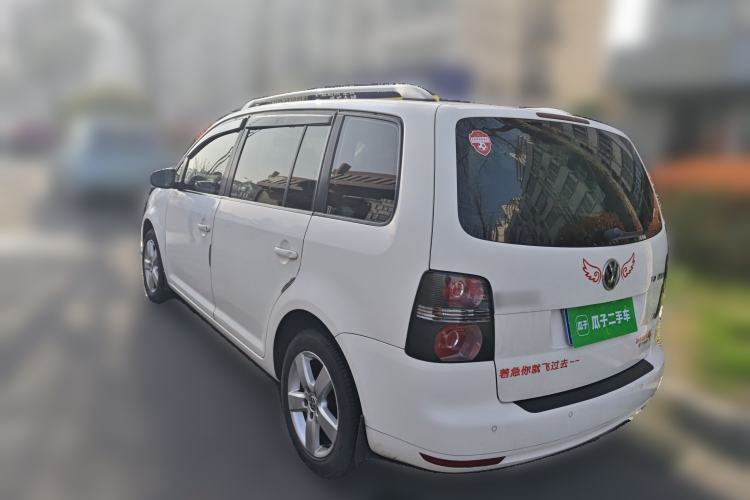 Used Volkswagen Touran 2015 1.4T Manual Fashion Edition 5-Seater Rear Left 45 Deg