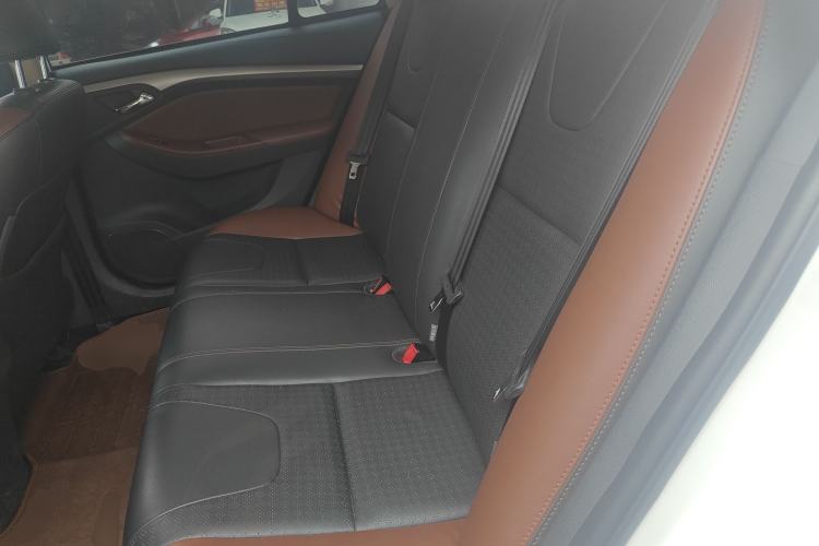 Used BYD G5 2014 1.5TID Automatic Luxury Version
