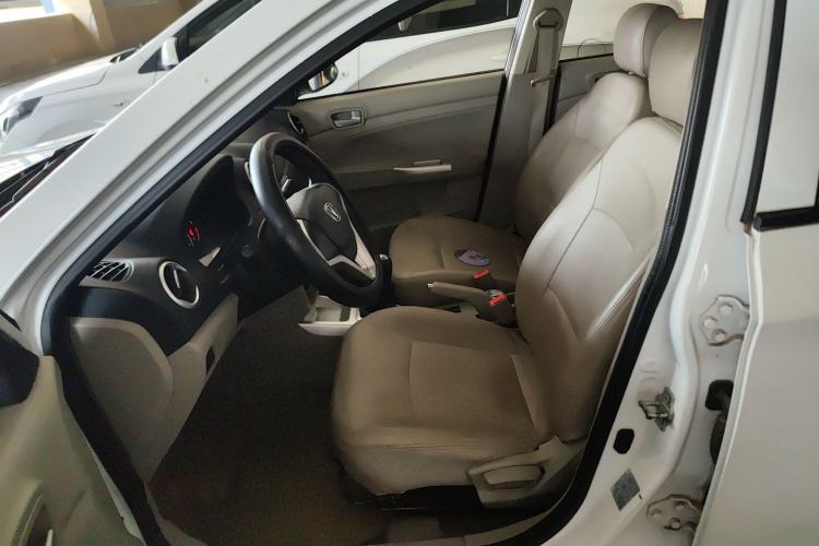 Used CHANGAN Alsvin V3 2015 1.4L Manual Meiruan Model China V Standard
