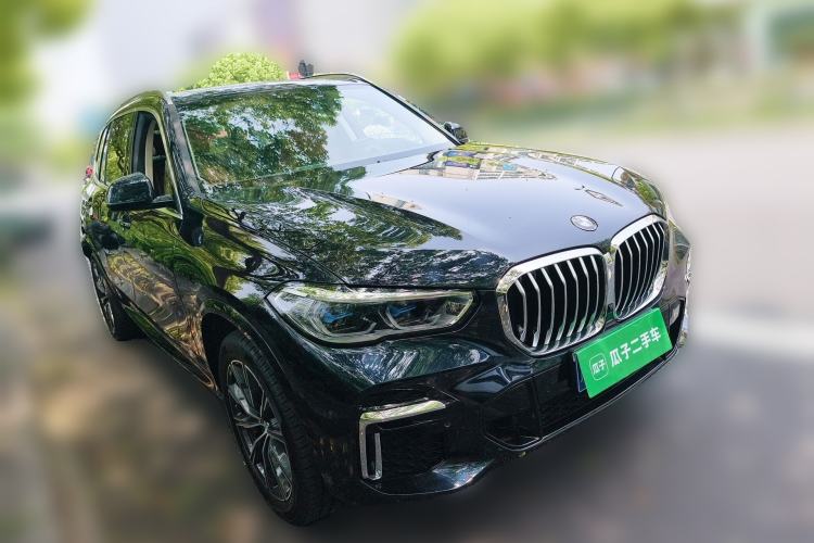 Used BMW X5 2022 xDrive 30Li Luxury M Sport Package
