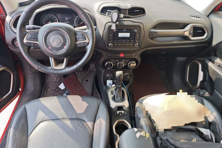 Used Jeep Renegade 2017 180TS Automatic All-Wheel Drive Versatile Edition
