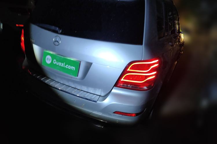 Used Mercedes-Benz GLK-Class 2013 GLK 300 4MATIC Dynamic Sunroof Model