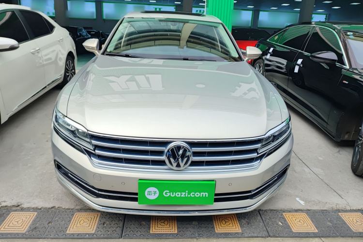 Used Volkswagen Phideon 2019 380TSI Two-Wheel Drive Business Edition China V Standard
