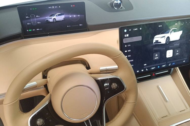 Used Hima Luxeed R7 2024 All-Electric 736 km Ultra