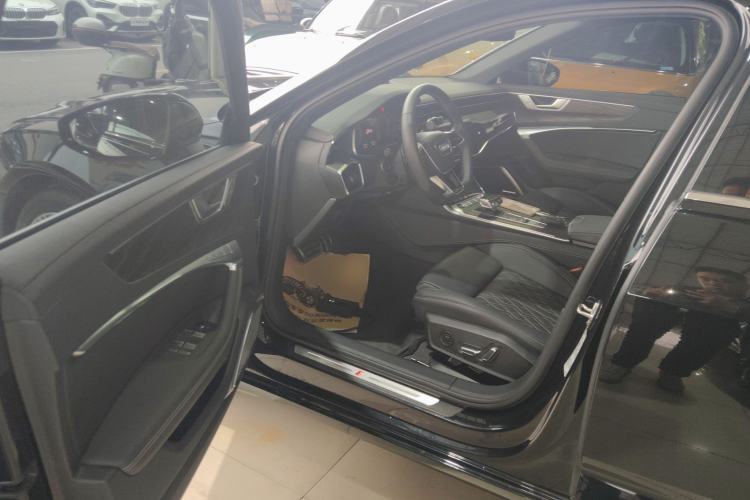 Used Audi A6L 2023 Revised Edition 45 TFSI quattro Prestige Dynamic Version Driver Seat