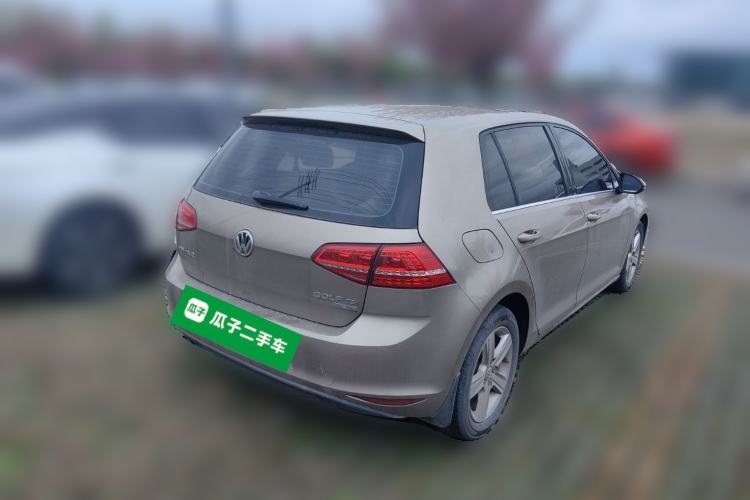 Used Volkswagen Golf 2014 1.4TSI Automatic Luxury Model Rear Right 45 Deg