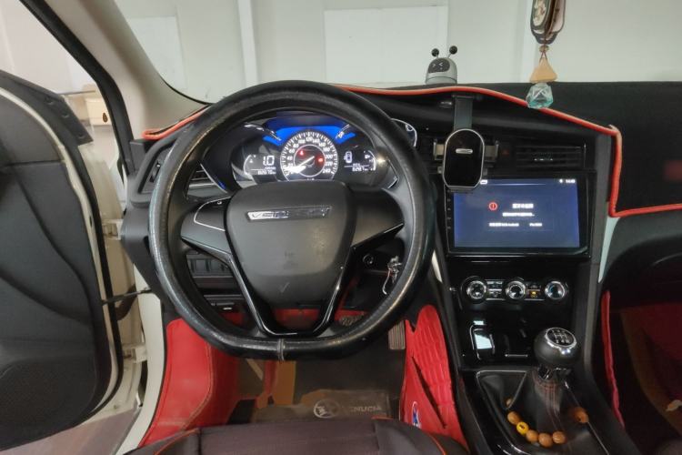 Used Venucia D60 2019 100 000 Glory 1.6L Entry Manual ChenShang Edition China VI