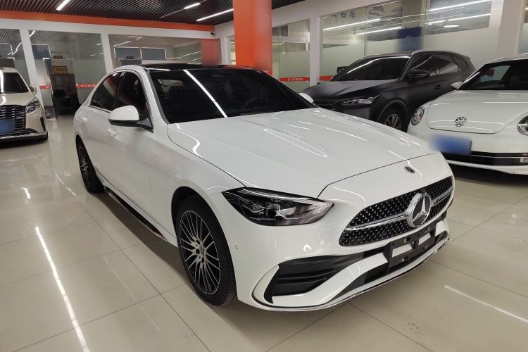 Used Mercedes-Benz C-Class 2025 C 260 L Sport Edition Front Right 45 Deg