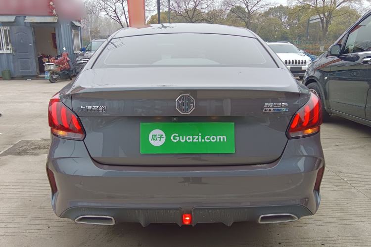 Used MG 5 2022 180 DVVT CVT Youth Luxury Edition
