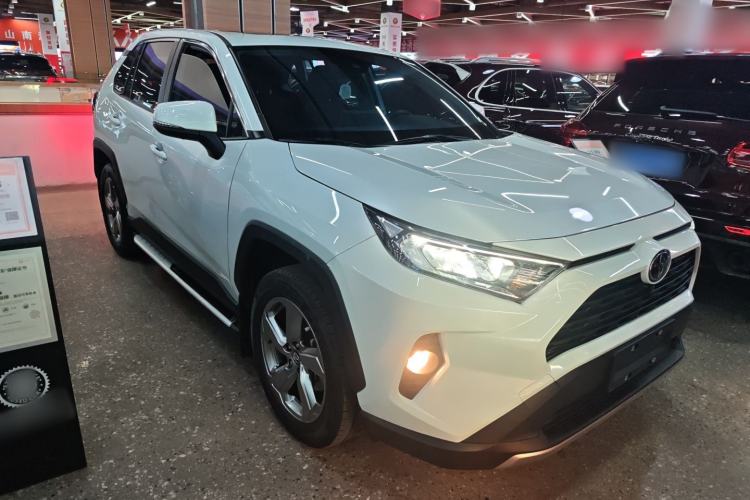 Used Toyota RAV4 2021 2.0L CVT Two-Wheel Drive Fashion PLUS Edition