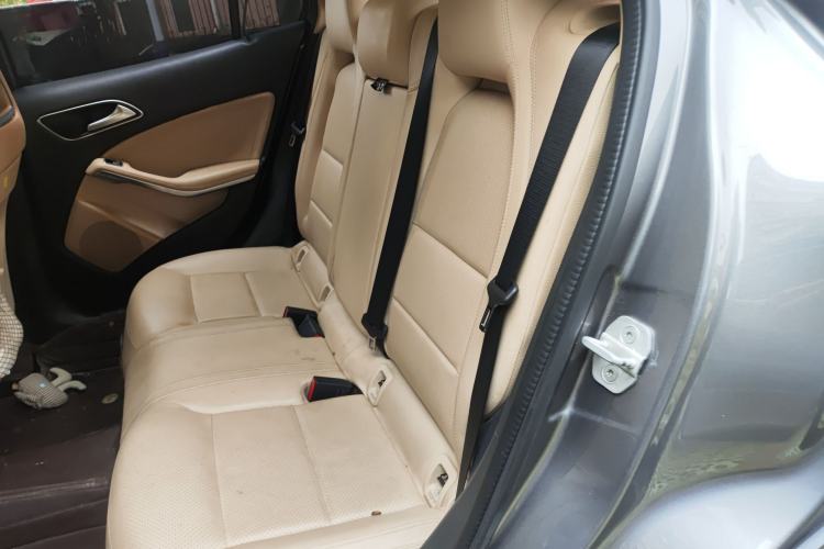 Used Mercedes-Benz GLA 2015 GLA 220 4MATIC Fashion Model