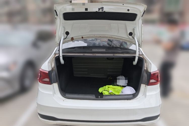 Used Jetta VA3 2021 1.5L Manual Entry-Level Version Trunk