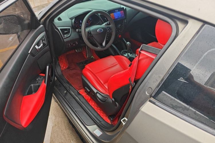 Used Hyundai Veloster 2015 1.6T Automatic Luxury Edition
