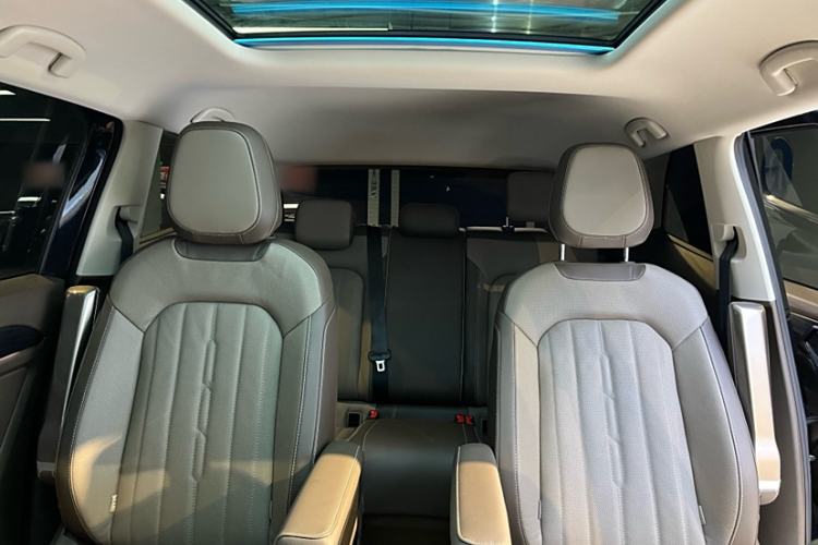 Used Volkswagen Viloran 2023 380TSI Luxury Edition