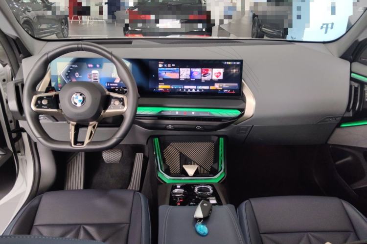 Used BMW X3 2025 xDrive30L Luxury Edition M Sport Package Center Console