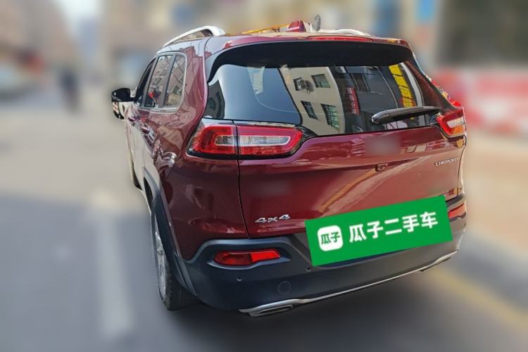 Used Jeep Cherokee 2016 2.4L Superior Edition