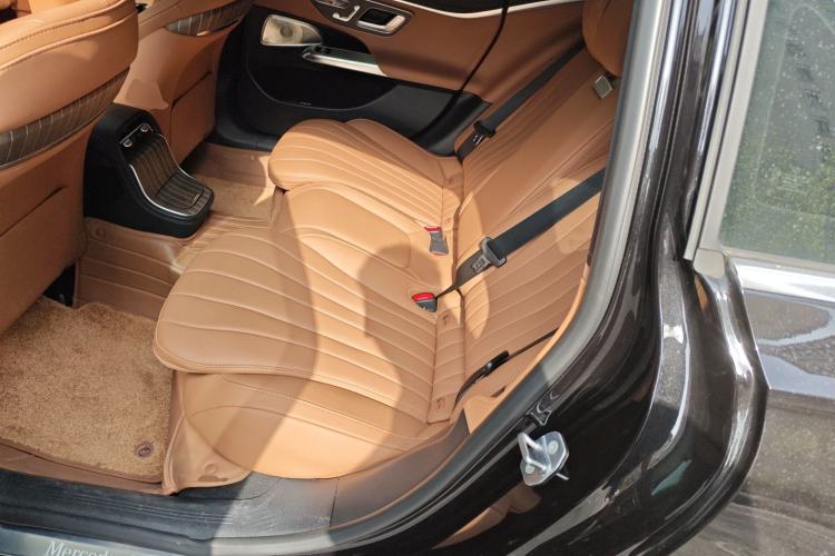 Used Mercedes-Benz E-Class 2025 E 300 L Luxury Model