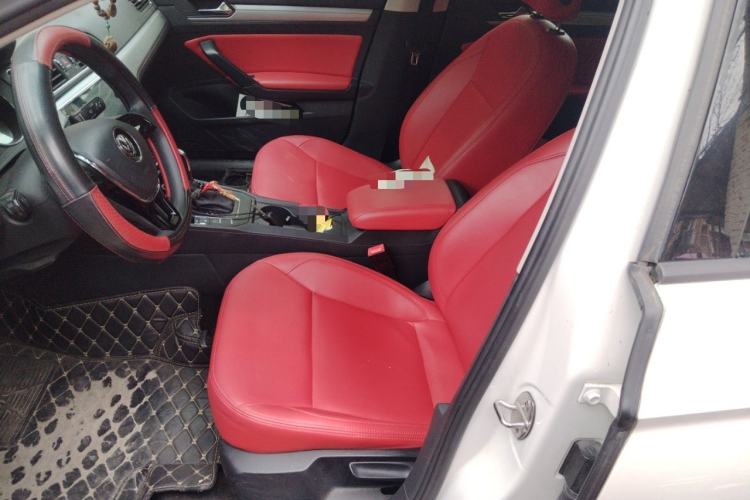 Used Volkswagen Lamando 2017 230TSI DSG Fashion Edition Left Front Seat