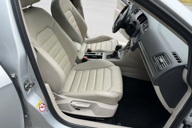 Used Volkswagen Golf 2014 1.4TSI Automatic Luxury Model