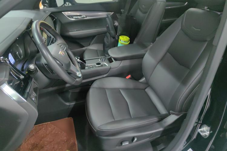 Used Cadillac XT6 2022 2.0T 7-Seater Four-Wheel-Drive Luxury Version