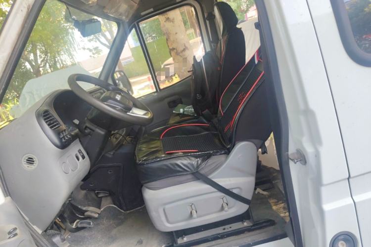 Used JMC Transit 2019 2.8T Commercial Version Long Wheelbase Mid-Roof 6-Seater Rear Single Tire China VI Emission Standard – JX493