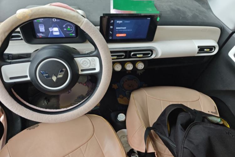 Used Wuling Hongguang MINIEV 2024 3rd Generation 215km Youth Edition Center Console