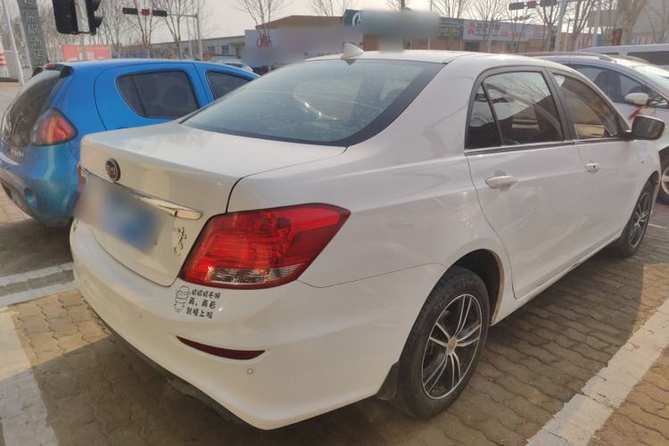 Used BYD Surui 2015 1.5L Manual Luxury Model
