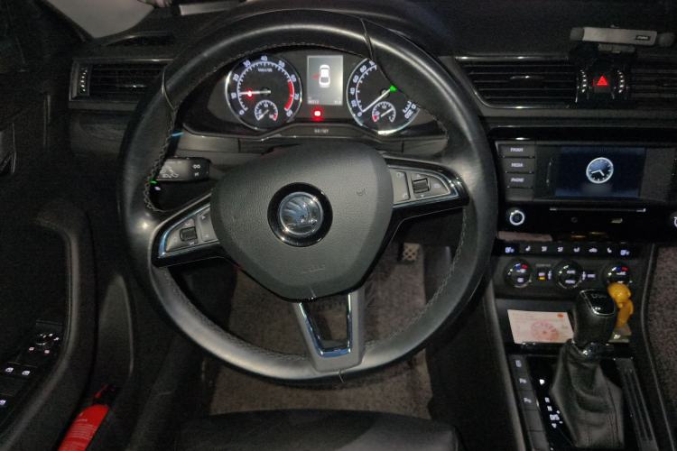 Used Skoda Superb 2016 TSI330 DSG Smart Drive Edition