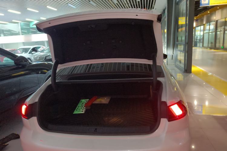 Used Peugeot 508L New Energy 2021 1.6T Plug-in Hybrid Tech Edition
