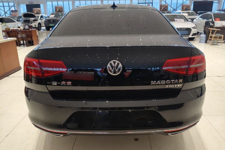 Used Volkswagen Magotan 2018 Facelift 330TSI DSG Luxury Model