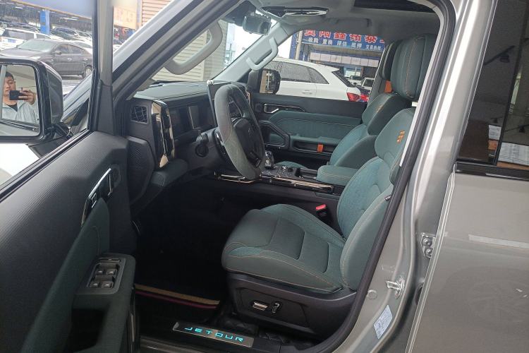 Used JETOUR Traveler 2023 2.0T Four-Wheel Drive Conqueror