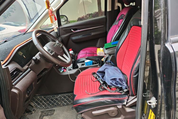 Used BAW Ruisheng Ace M7 2023 2.0L Long-wheelbase Executive Version 9 Seats Left Front Seat