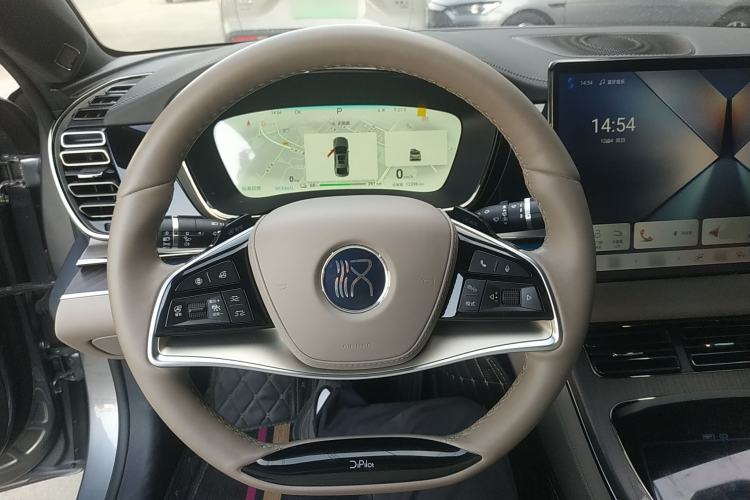 Used BYD Han 2024 EV Glory Edition 610 km All-Wheel Drive "Tian Shen Zhi Jia" Intelligent Driving Model
