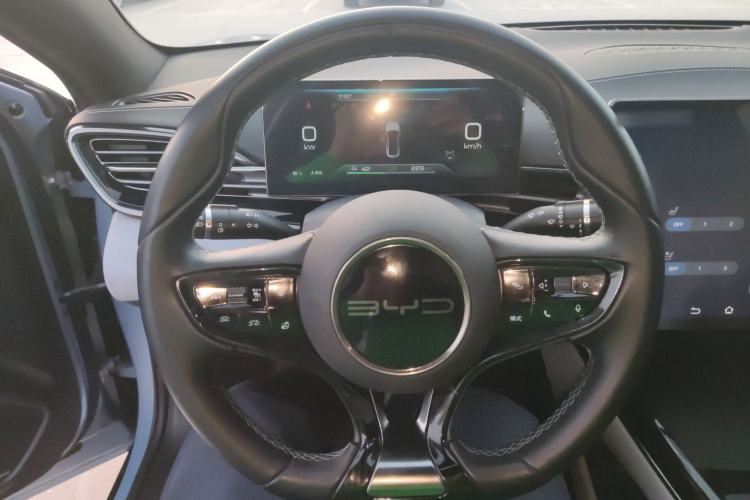 Used BYD Seal 2022 550 km Standard Range Rear-Wheel Drive Prestige Version