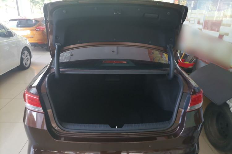 Used Kia K5 2016 1.6T Automatic LUX