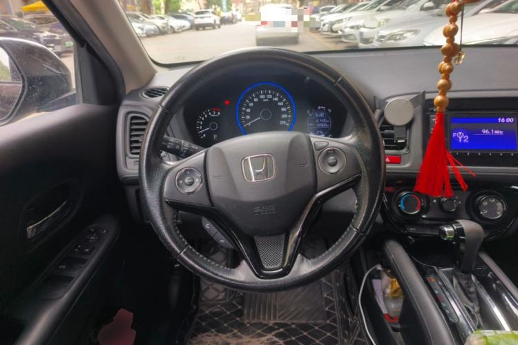 Used Honda Vezel 2018 1.5L CVT 2WD Technology Elite Model Steering Wheel