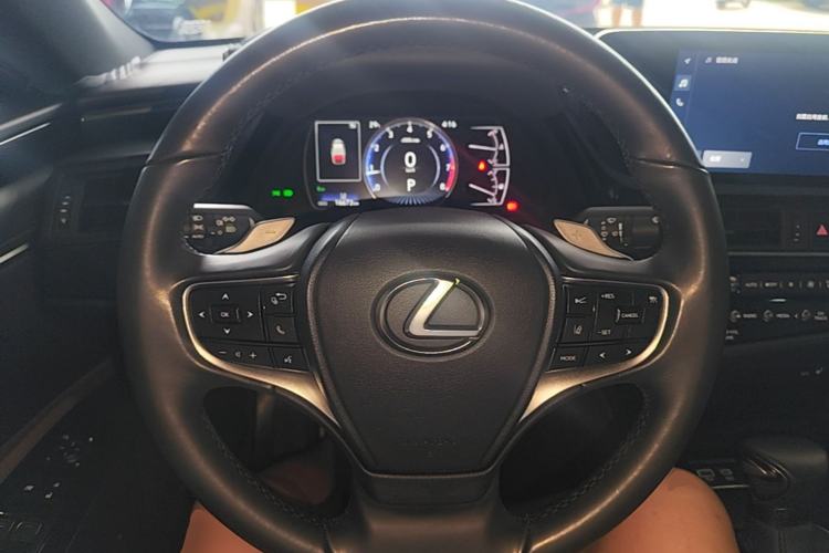 Used Lexus ES 2023 200 Excellence Edition
