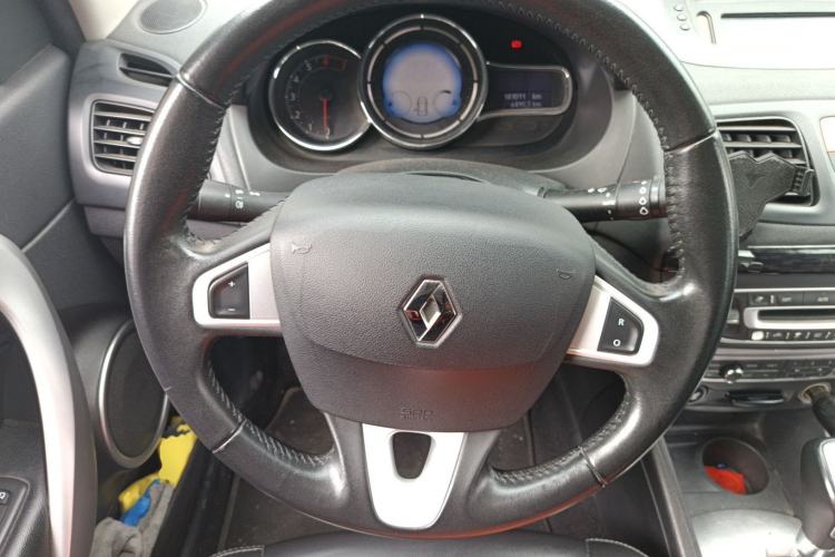 Used Renault Fluence 2015 2.0L Fashion Edition