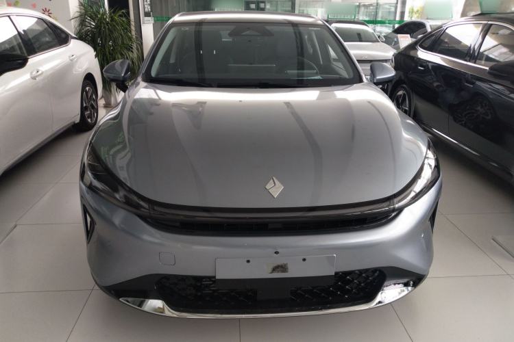 Used Baojun Enjoy 2025 Plug-in Hybrid 140km Standard Version