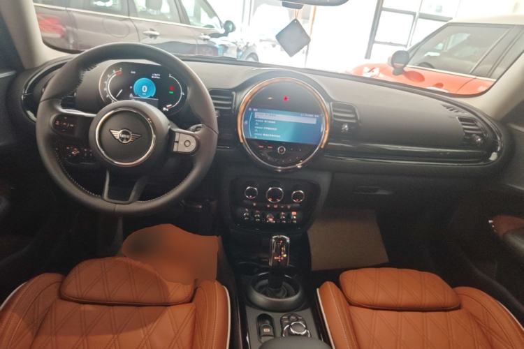 Used MINI Clubman 2022 Facelift 1.5T COOPER Connoisseur Center Console