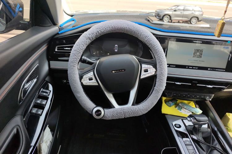 Used CHANGAN OSHAN X7 PLUS 2022 1.5T Blue Whale Edition Automatic Prestige Version