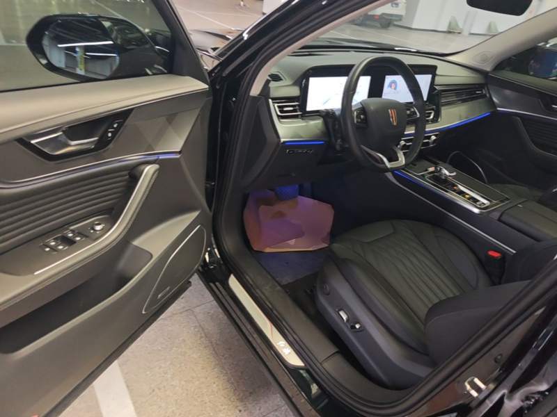 Used Hongqi HS5 2023 2.0T Qixiang Pro Edition — 15