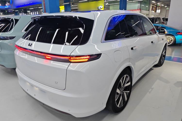 Used Li Auto L7 2023 Max model Rear Right 45 Deg