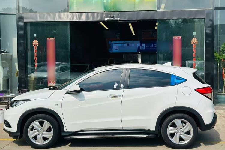 Used Honda Vezel 2022 1.5L CVT Elite Smart Edition