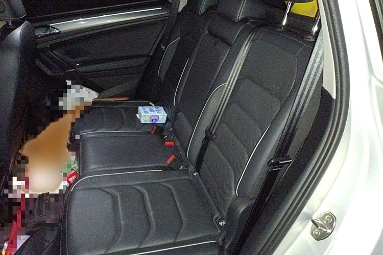 Used Volkswagen Tiguan L 2019 Revised 330TSI Automatic Two-Wheel Drive R-Line Flagship Edition China V Emission Standard